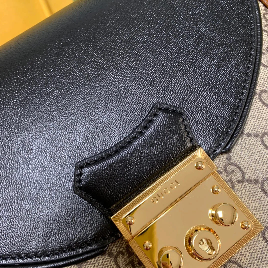 Сумка Gucci ?Полумесяц? через плечо