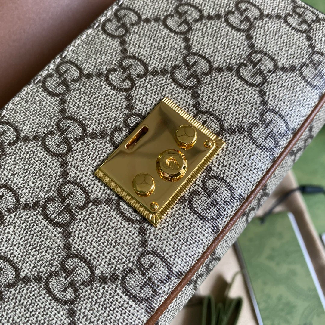 Сумка Gucci с цепочкой и замком - Длинный кошелек - 1 шт.