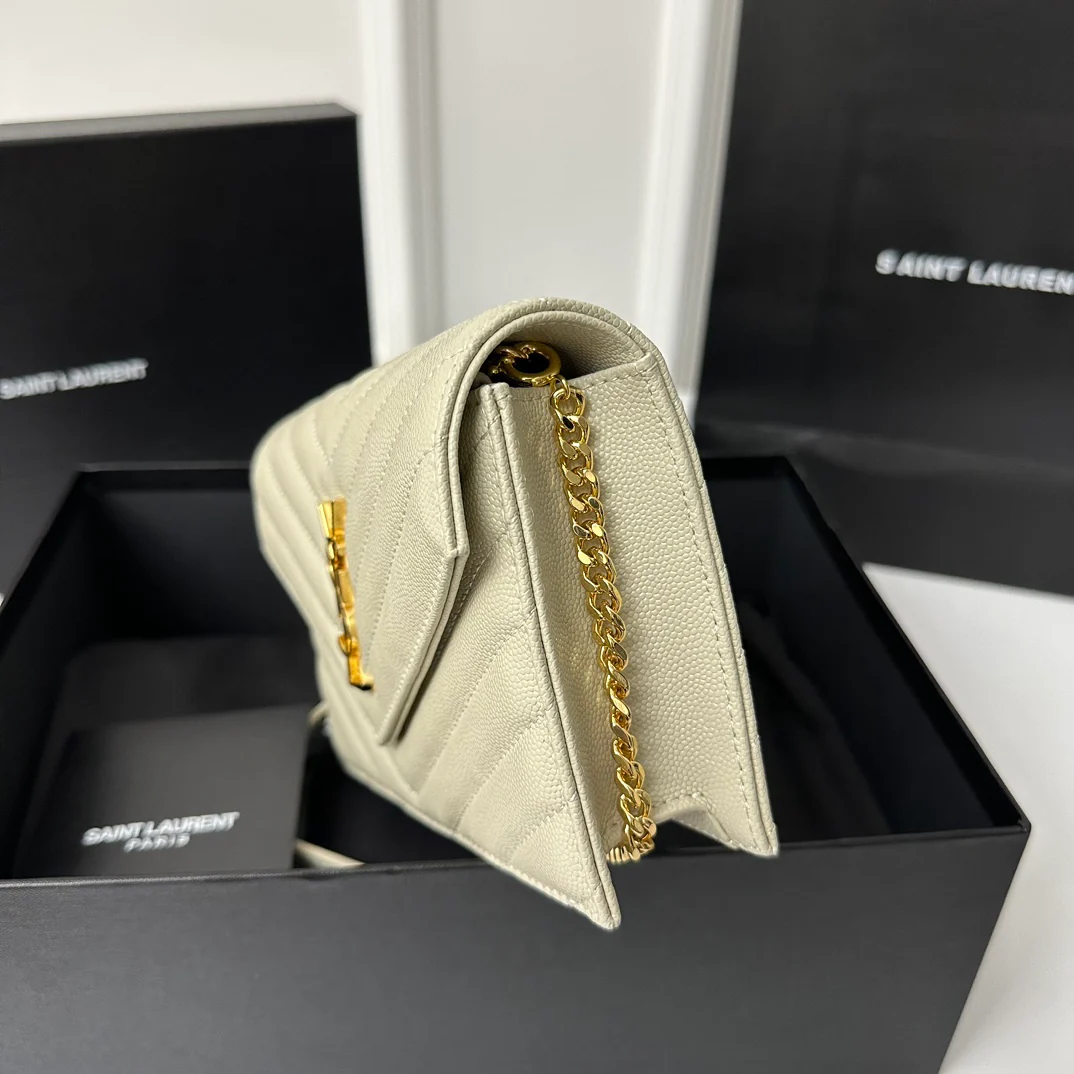 YSL монограмма Caviar WOC - белый с золотой фурнитурой - 19 см