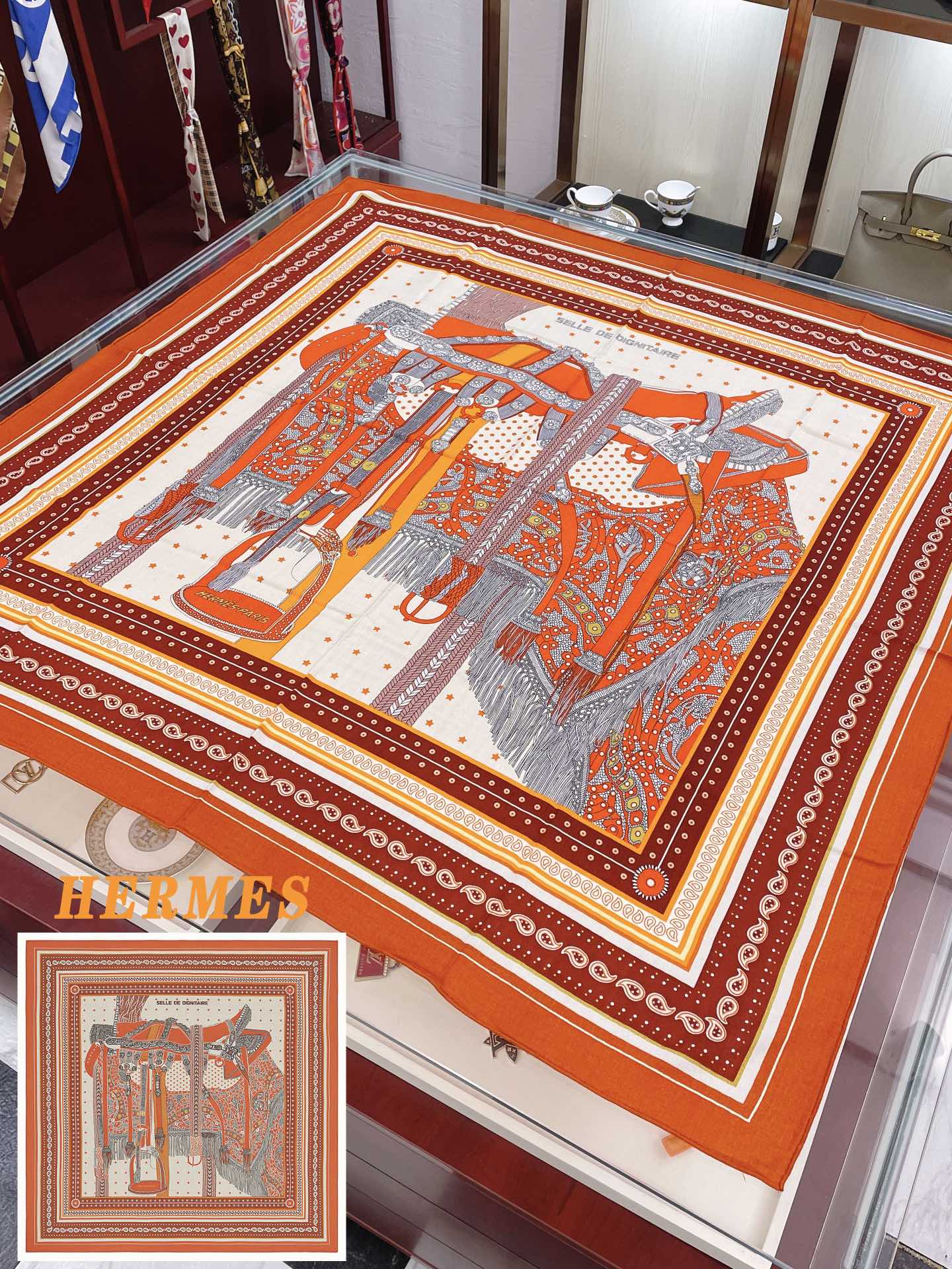 Большой двусторонний шелковый шарф Hermes - 140 см - 30 - Шелк 70 - Шерсть - 1