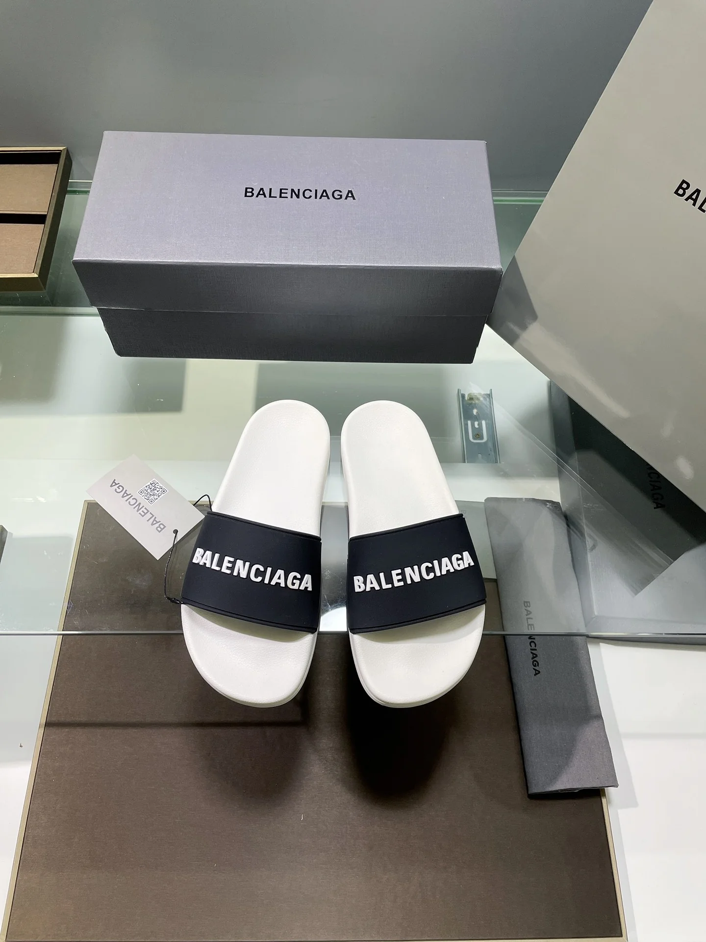 Balenciaga - Новая модель 2022 года - Тапочки с эффектом памяти и улучшенной упругостью - 6