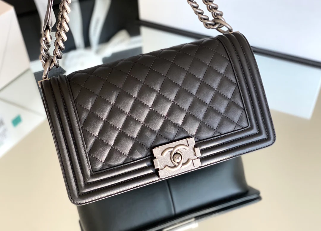 Chanel Boy - 25 см - 45