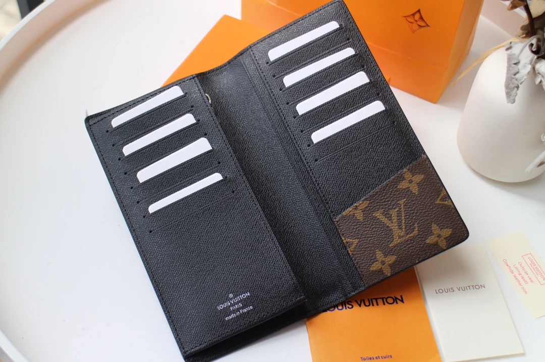 LV-m69410-brazza wallet-classic monogram