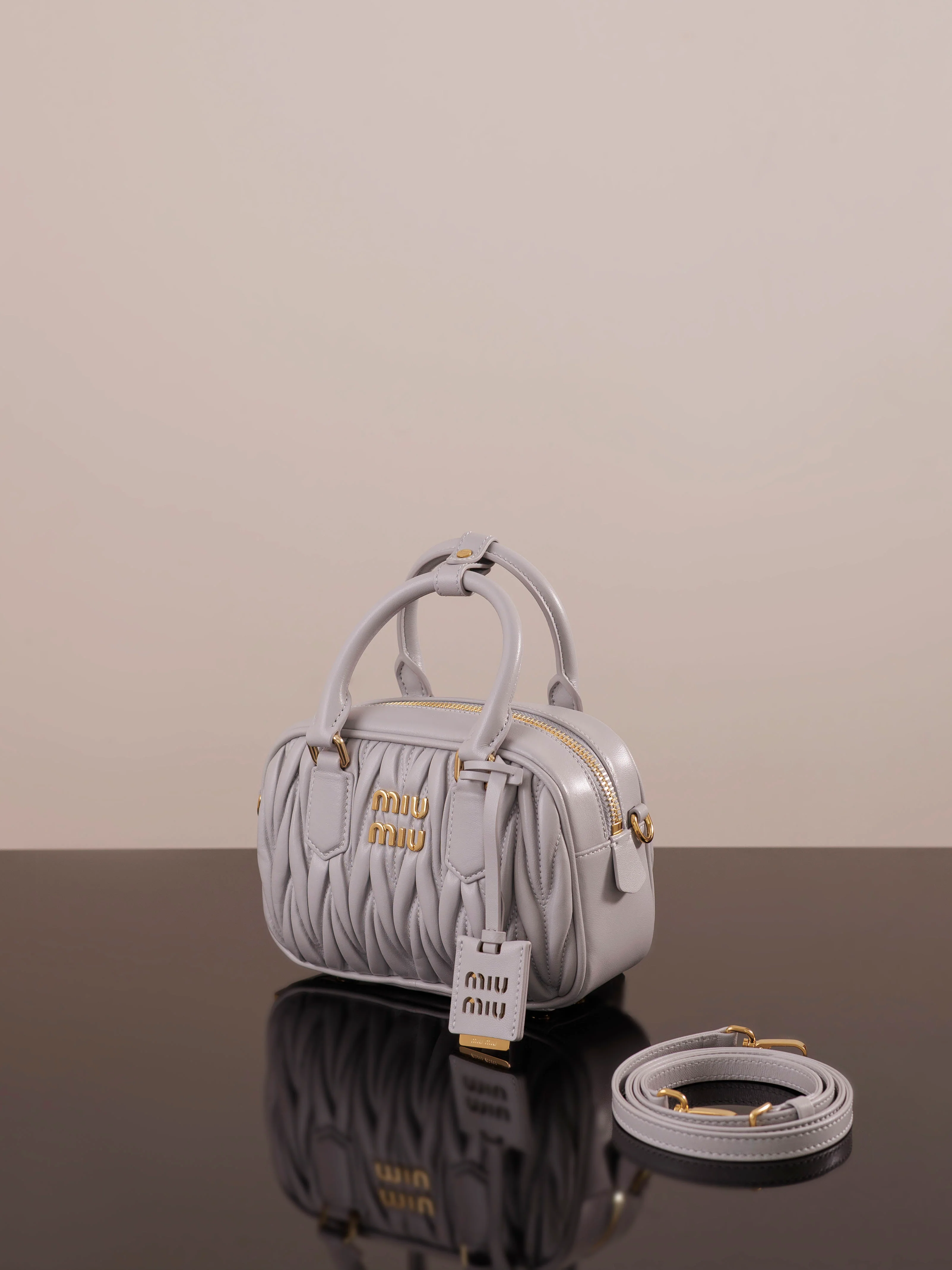 Miu Miu-5bb142m1200-??????-??????-Серый