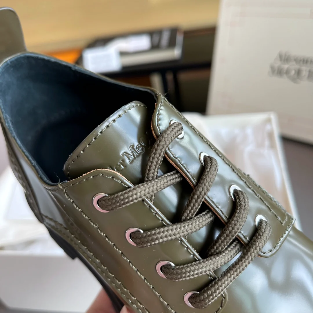 Лоферы на платформе McQueen - темно-зеленые