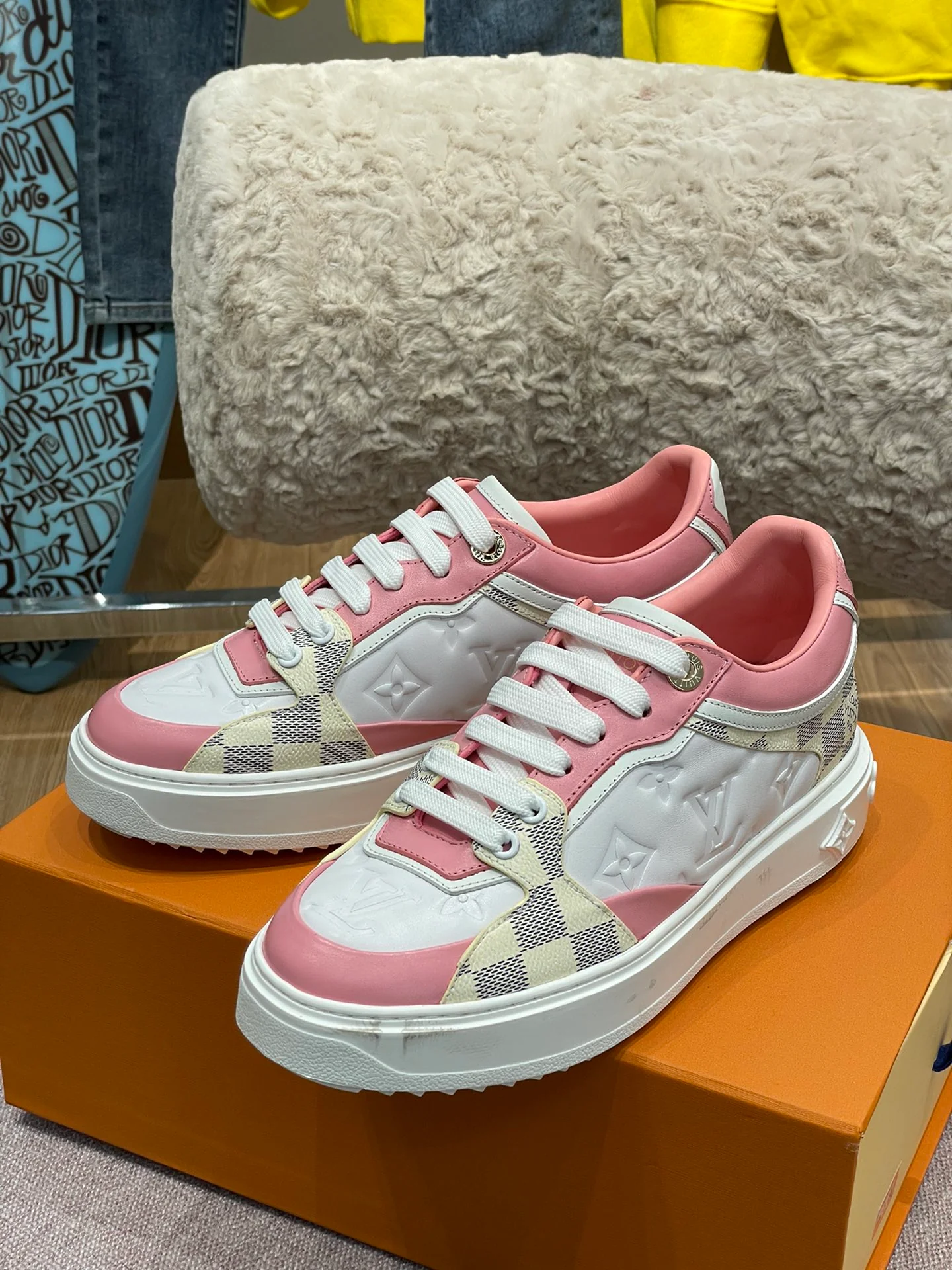 LV - Белые кроссовки - Кроссовки - Повседневная обувь