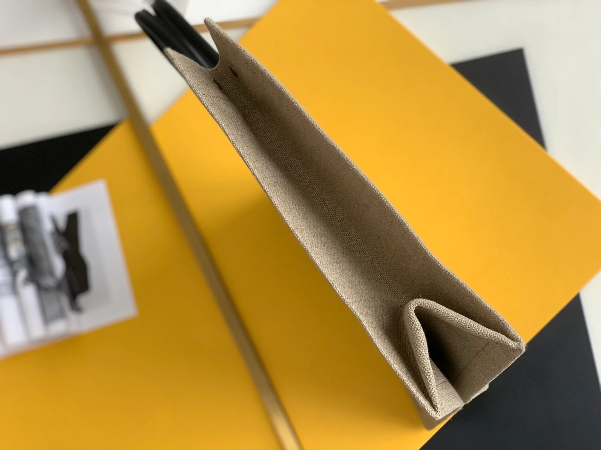 Сумка-тоут YSL Rive Gauche - сумка для покупок Left Bank