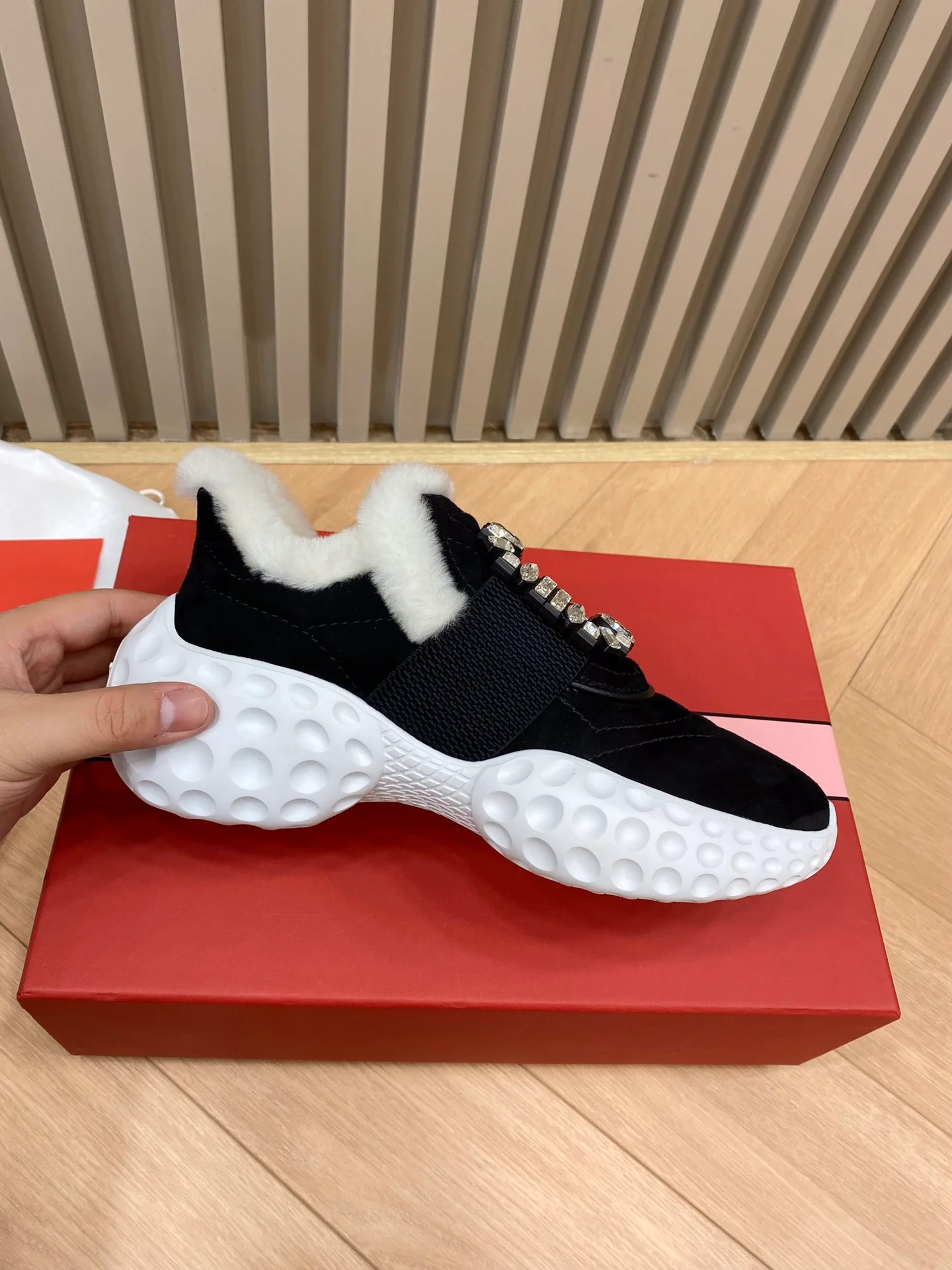 Обувь RV - Новинки сезона осень/зима 2022 - Спортивная и повседневная обувь