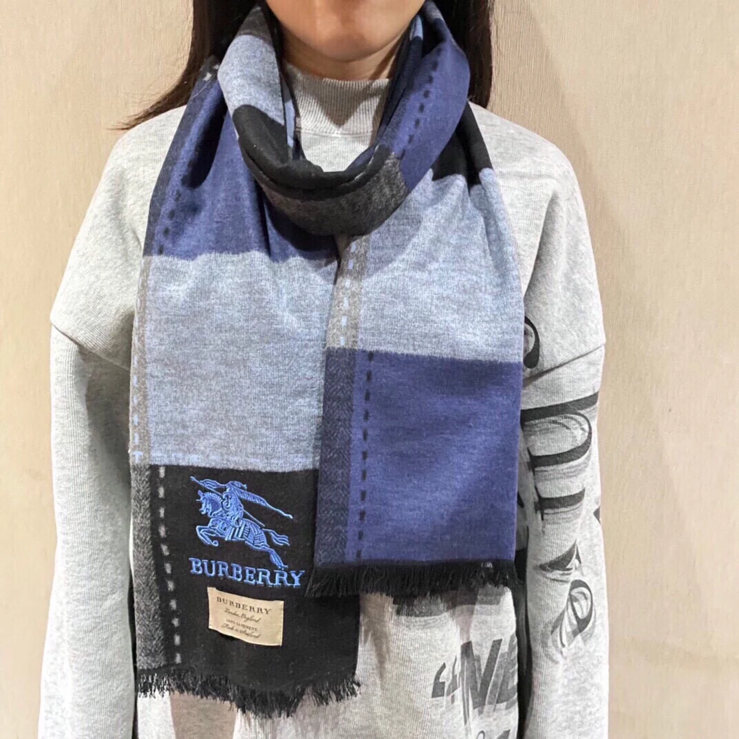 Кашемировый шелковый шарф Burberry