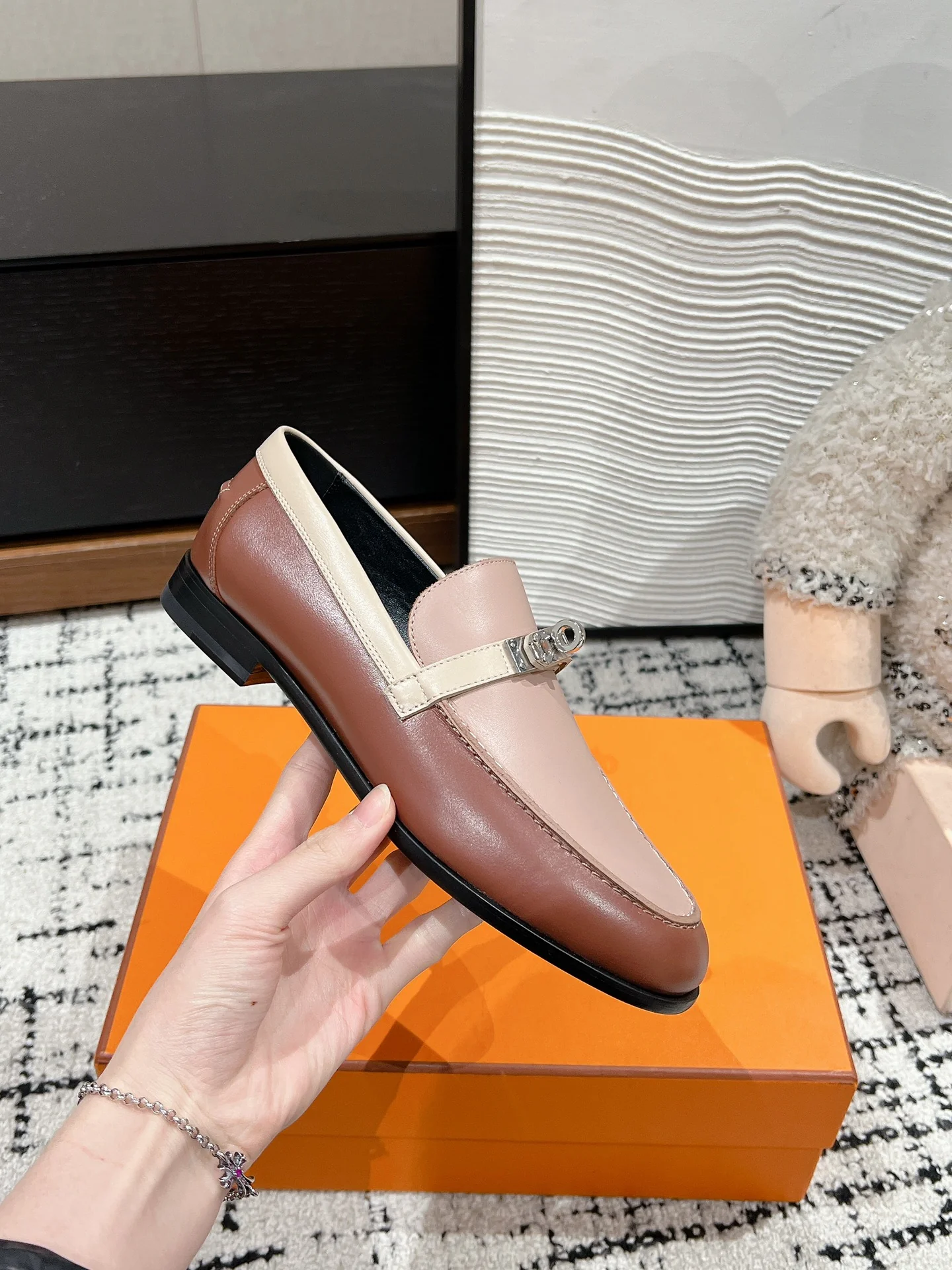 Лоферы Hermes Kelly 2024 - розовые