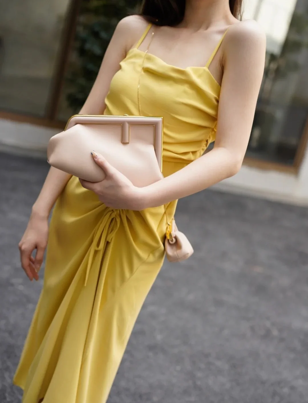 Fendi - первая розовая кожаная сумка