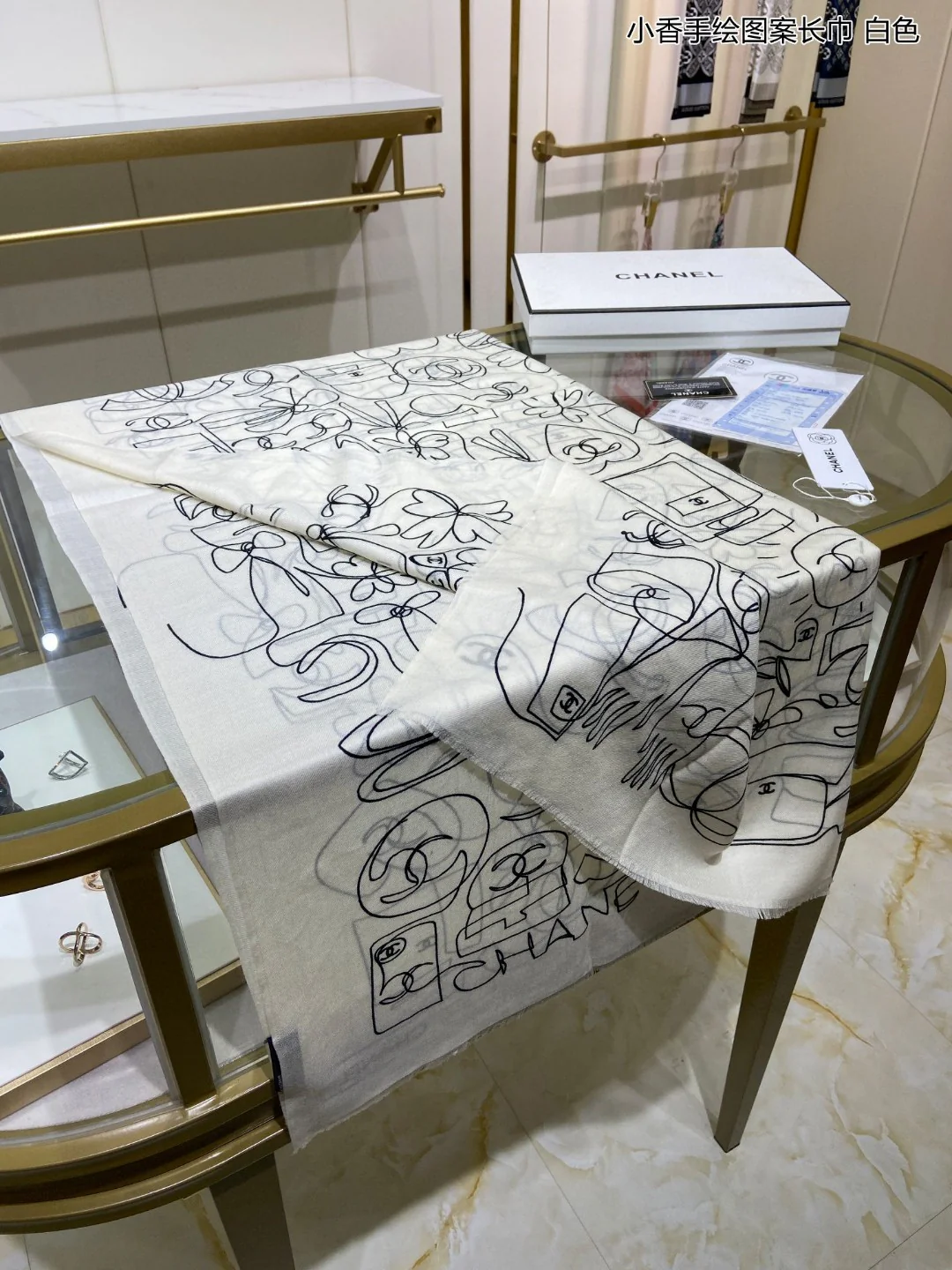 Длинный шарф Chanel с ручной росписью - 110-200 см - 100% кашемир - белый