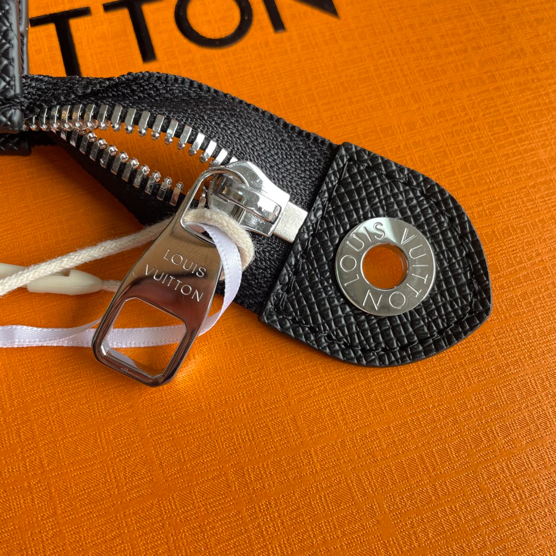 клатч lv-m30395