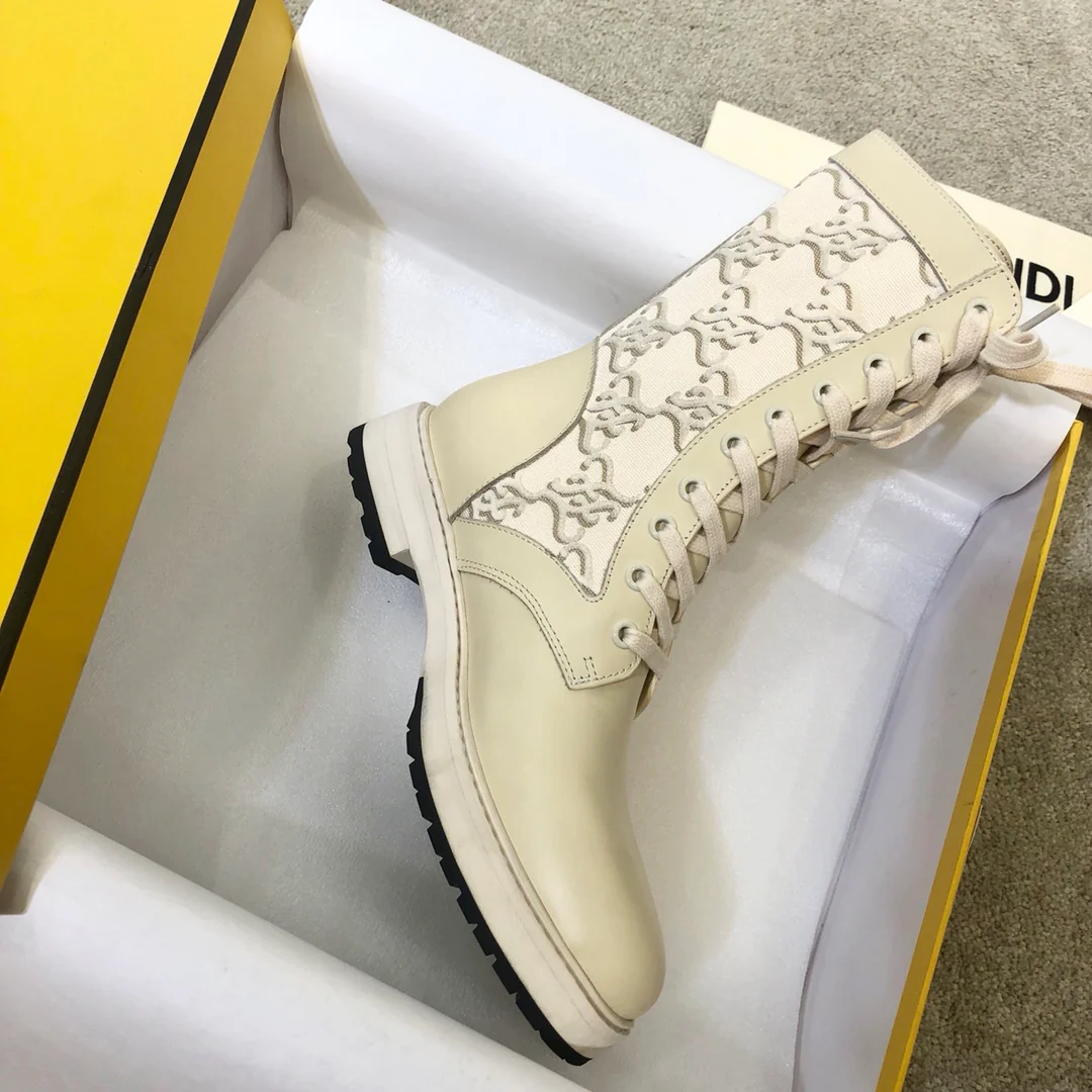 Fendi - Ботинки-панамки анатомической формы - Высокие сапоги - Белый абрикосовый