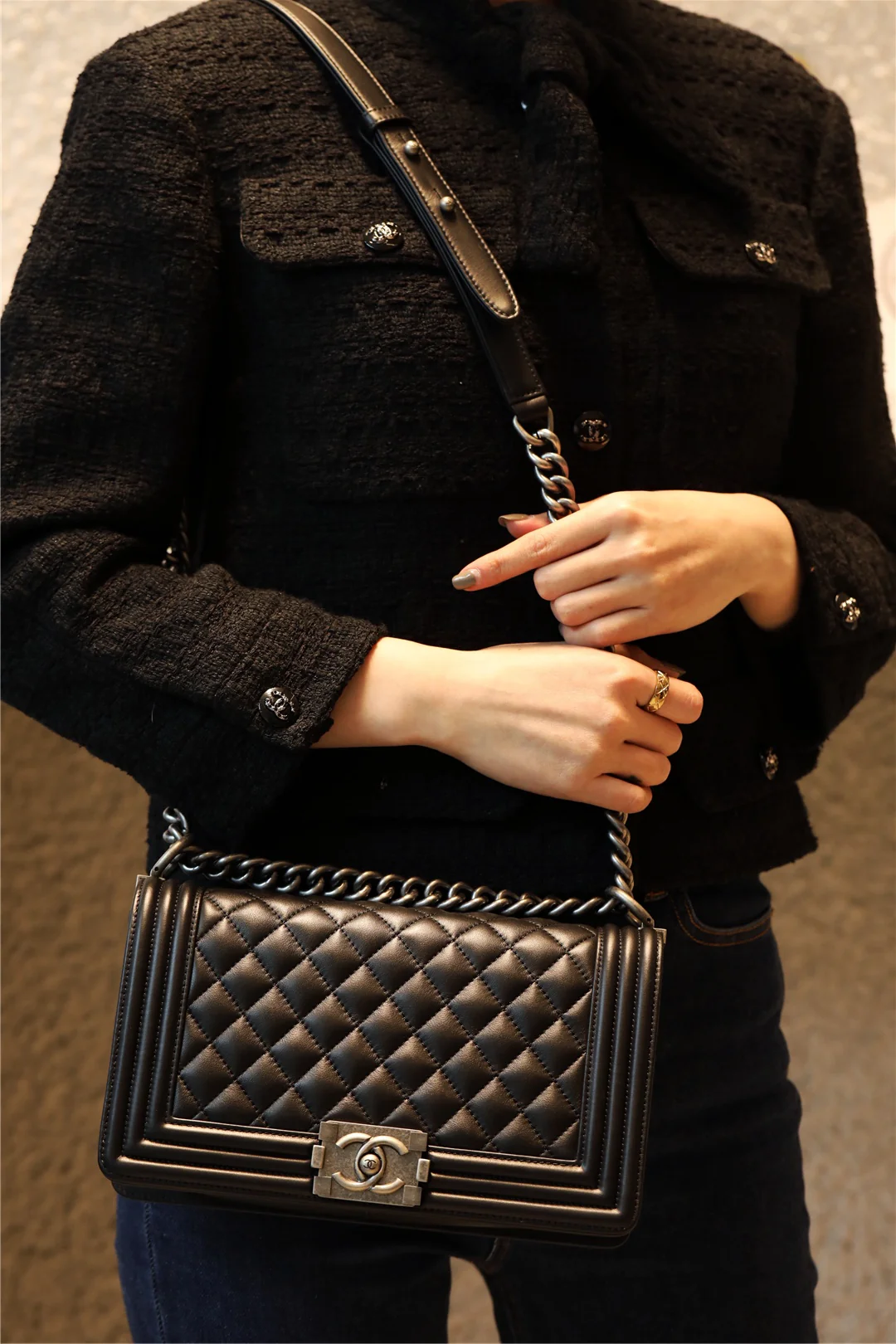 Chanel Le Boy 25 - Черная телячья кожа - Винтажная серебряная пряжка