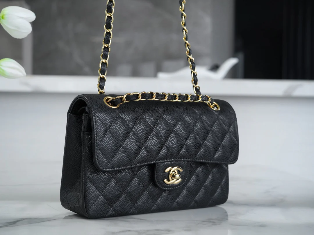 Chanel Classic Flap Caviar Black Small