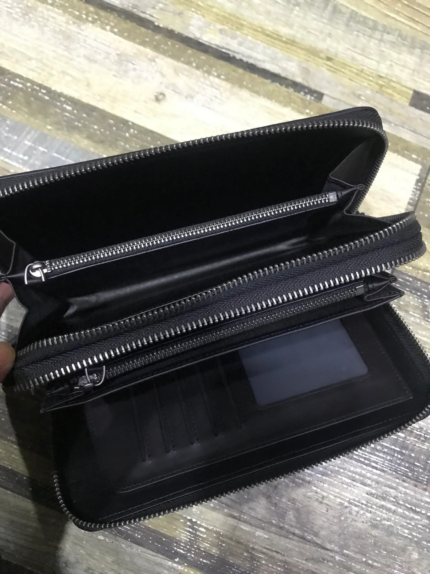 BV 双拉链手拿包-意大利原厂胎牛皮