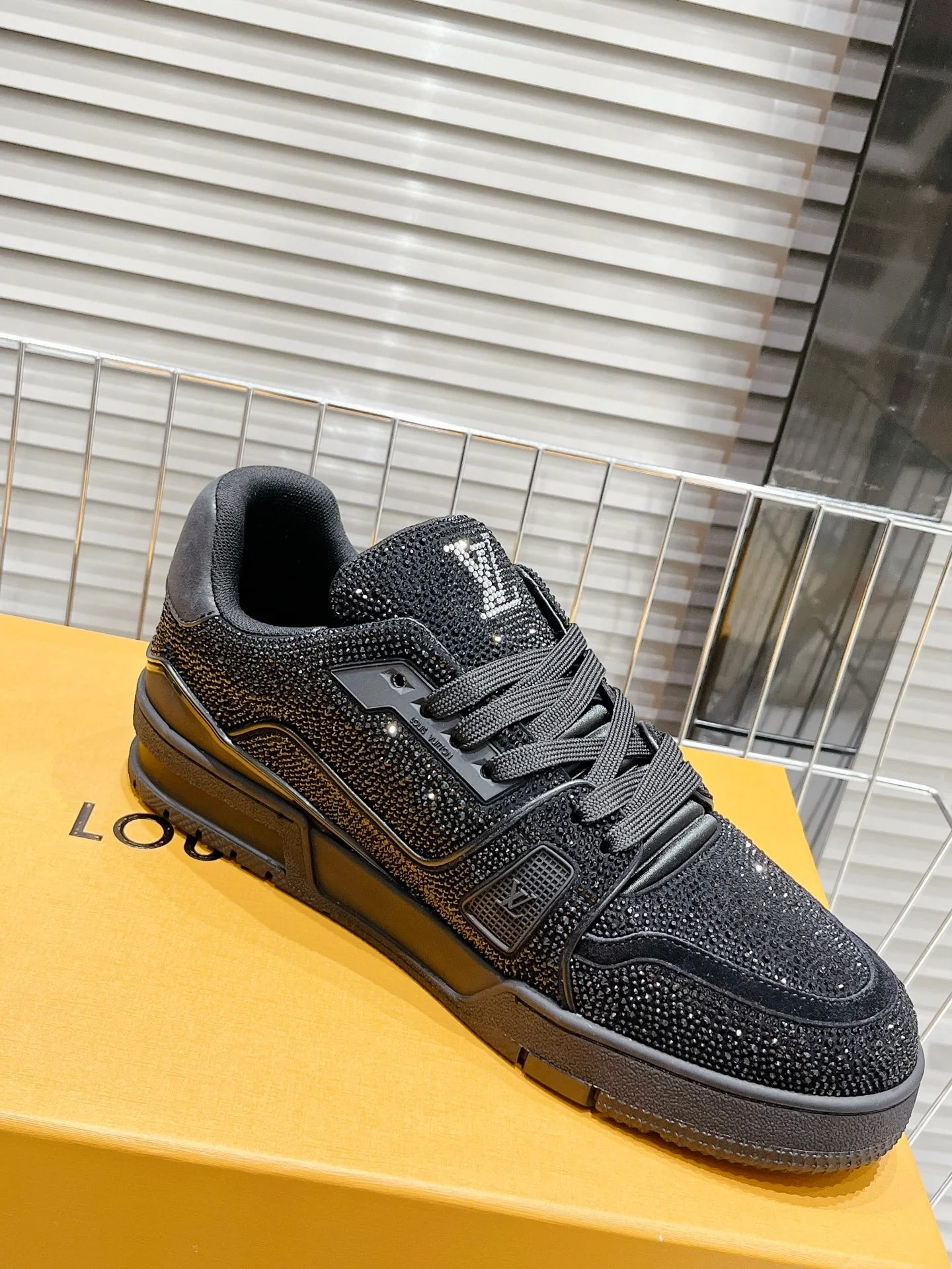 Кроссовки LV Trainer - обувь для скейтбординга - глянцевый черный - унисекс