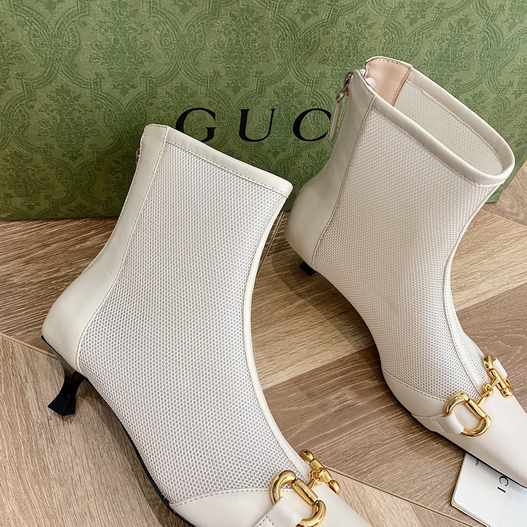 Ботильоны Gucci Street с пряжкой, острым носком и низким каблуком