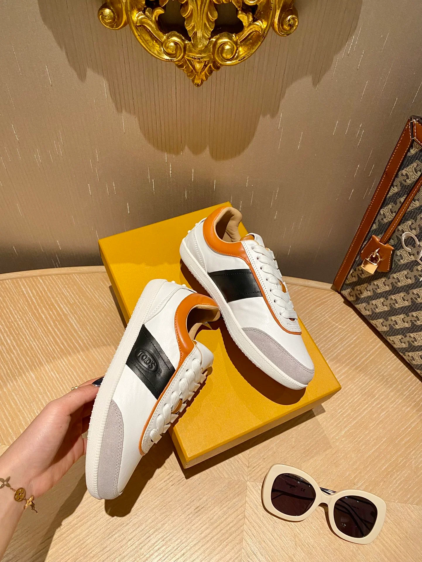 Tods - Белые кроссовки - Повседневная обувь - 10