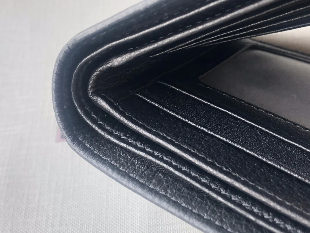 Balenciaga-牛皮两折短夹-可放照片