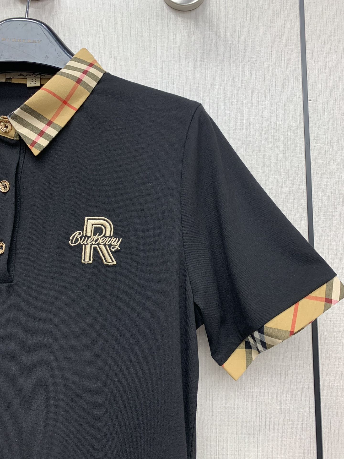 Burberry 2403 - Новое классическое платье в клетку с лоскутным узором для ранней весны - Черное