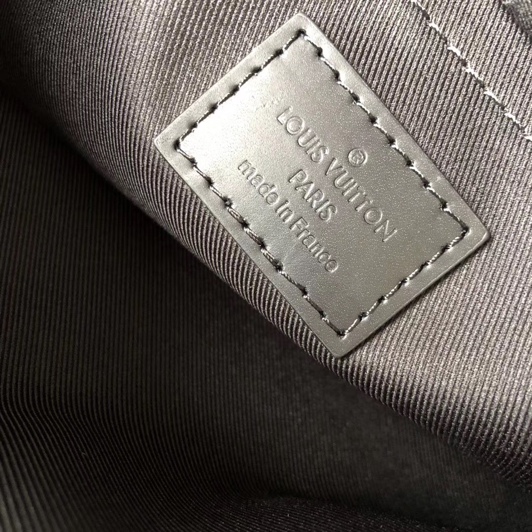 Большая сумочка-клатч LV M62903 Pochette Apollo