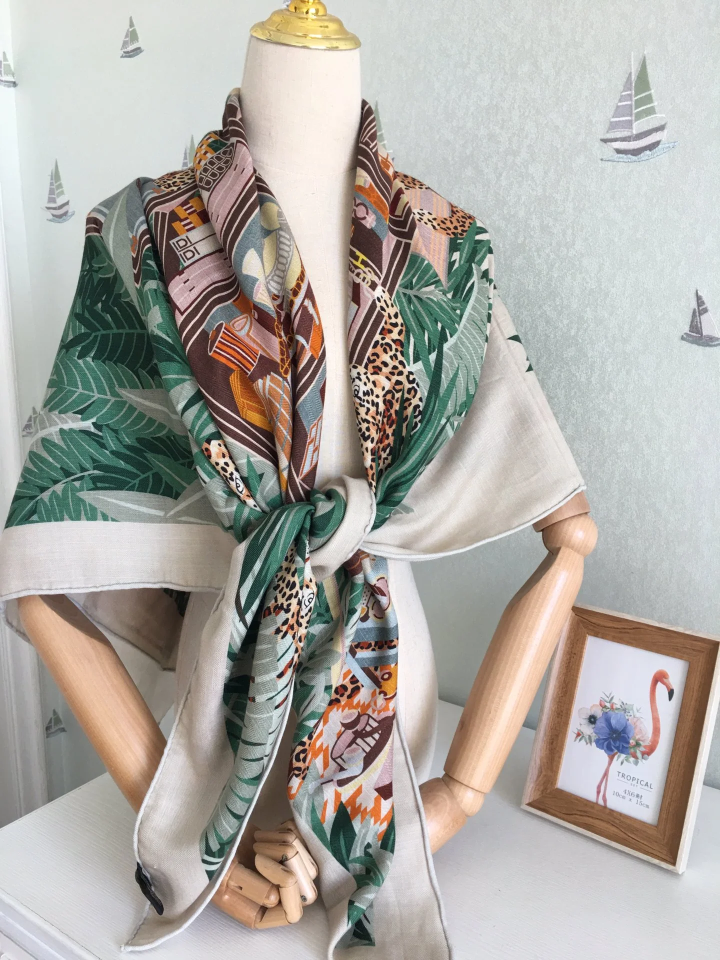 Большой двусторонний шарф Hermes - 136 см - 30 см - Шелк 70 г - Шерсть 12 г