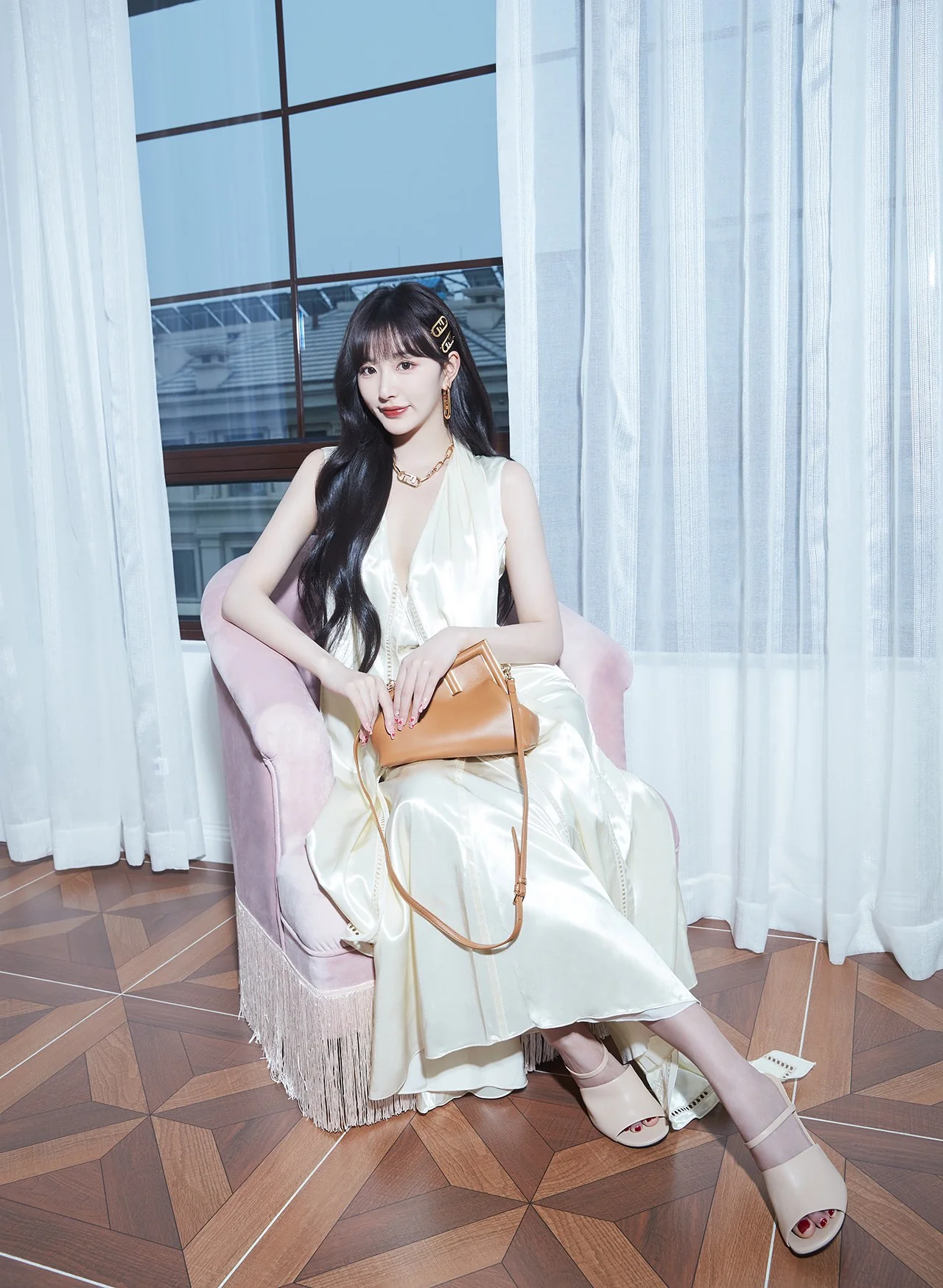 Сумка Fendi First из коричневой кожи - 1