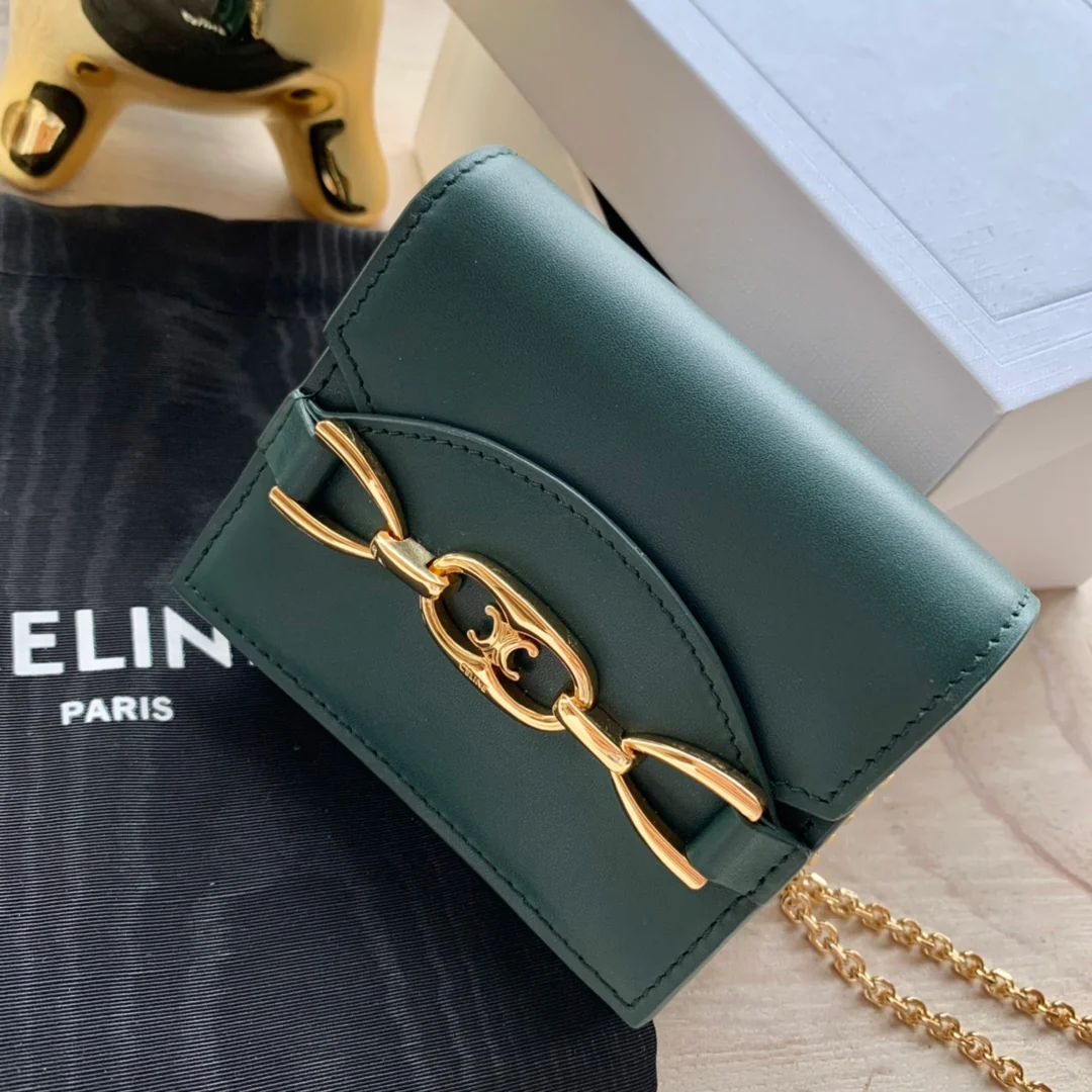 Celine - Держатель для карт на цепочке из глянцевой телячьей кожи - 3 шт.