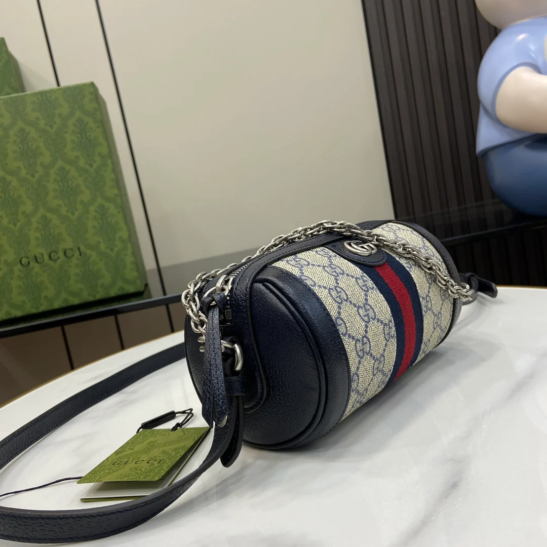 Миниатюрная цилиндрическая сумка Gucci Ophidia - с черной отделкой.