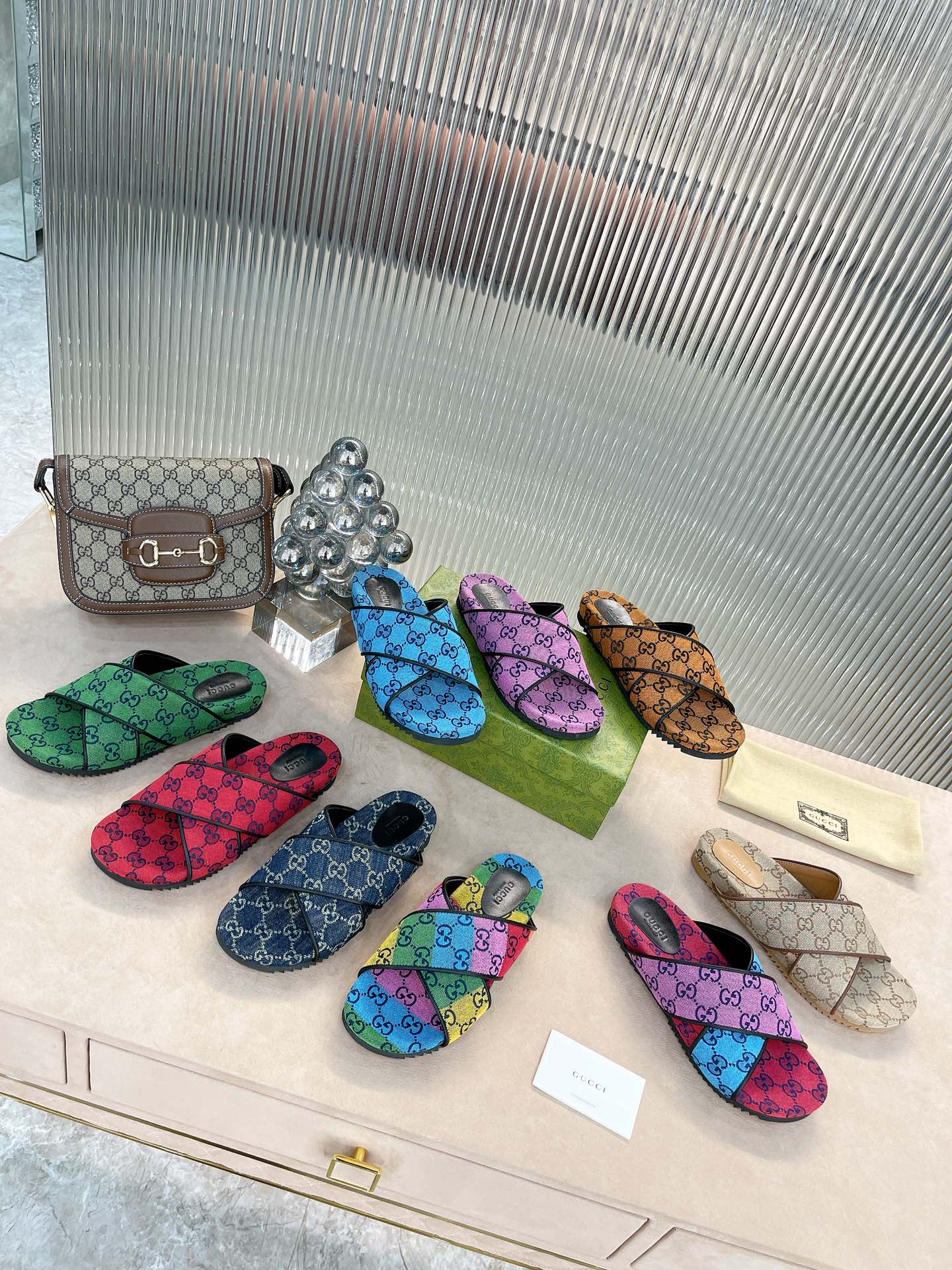 Сандалии Gucci на платформе с перекрестными ремешками - 1