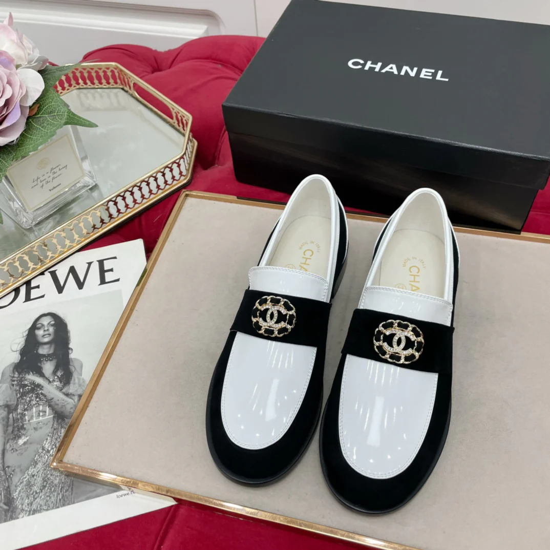 Винтажные лоферы Chanel - белые