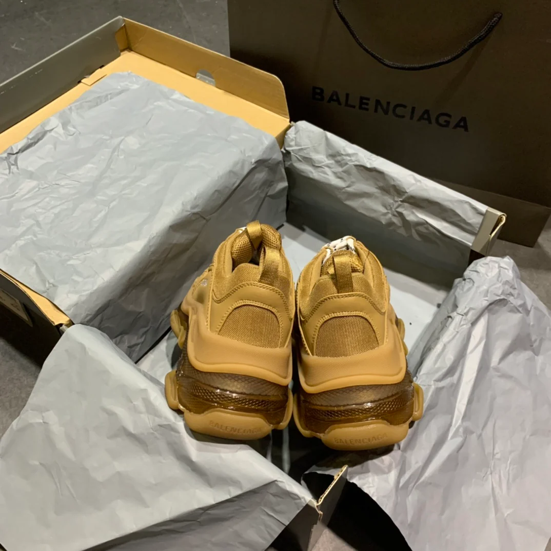 Ли Ши - Папины кроссовки - Землисто-желтый