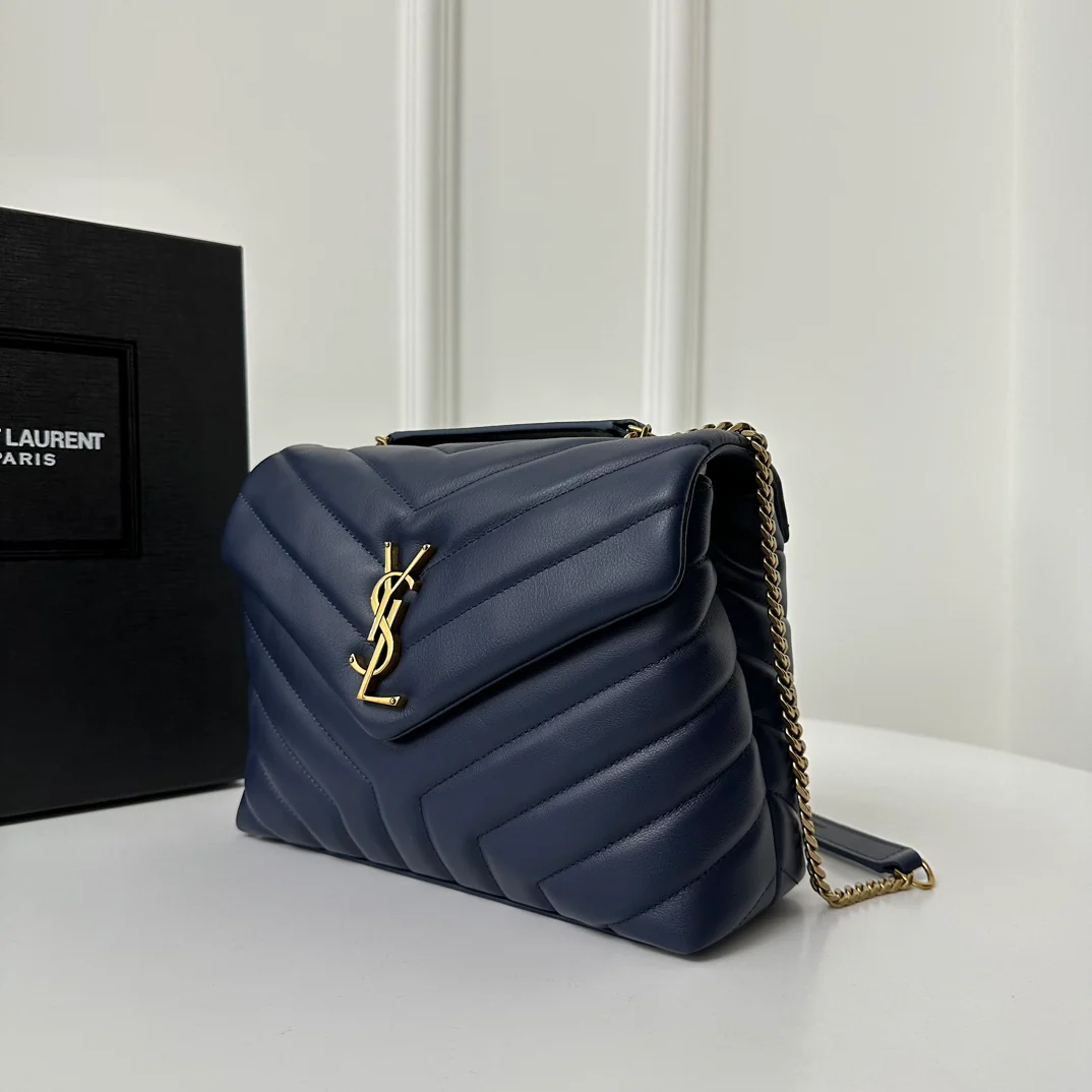 Сумка через плечо YSL Louou 23 см из стеганой телячьей кожи - королевский синий
