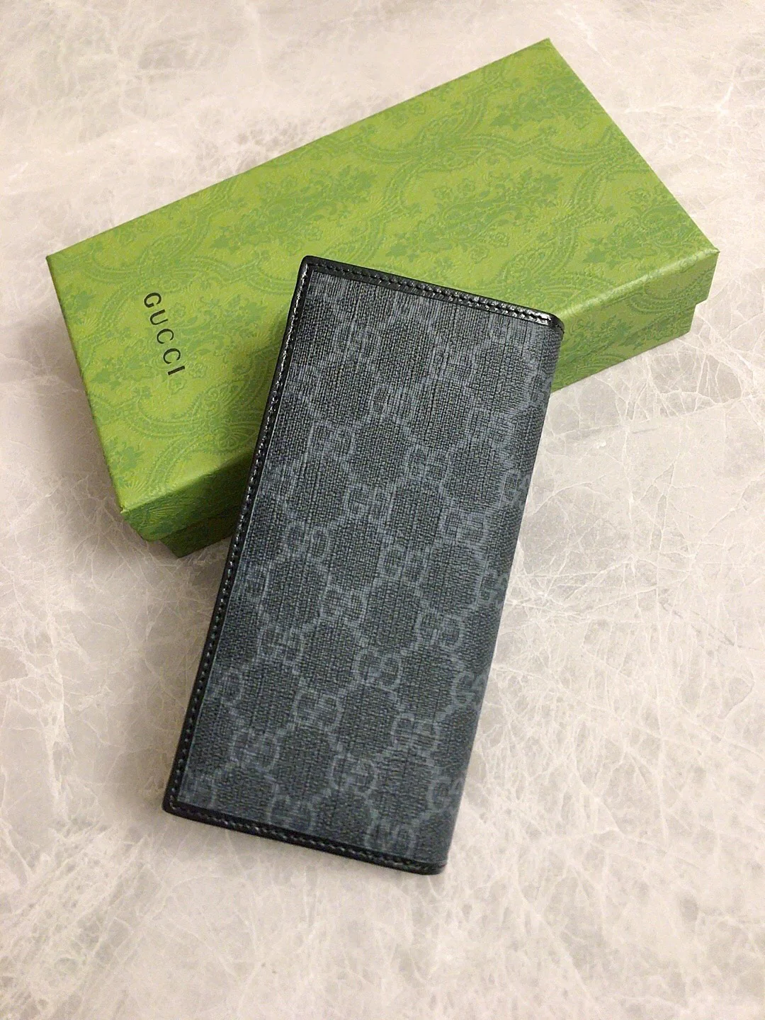 Gucci-翻盖对折长夹