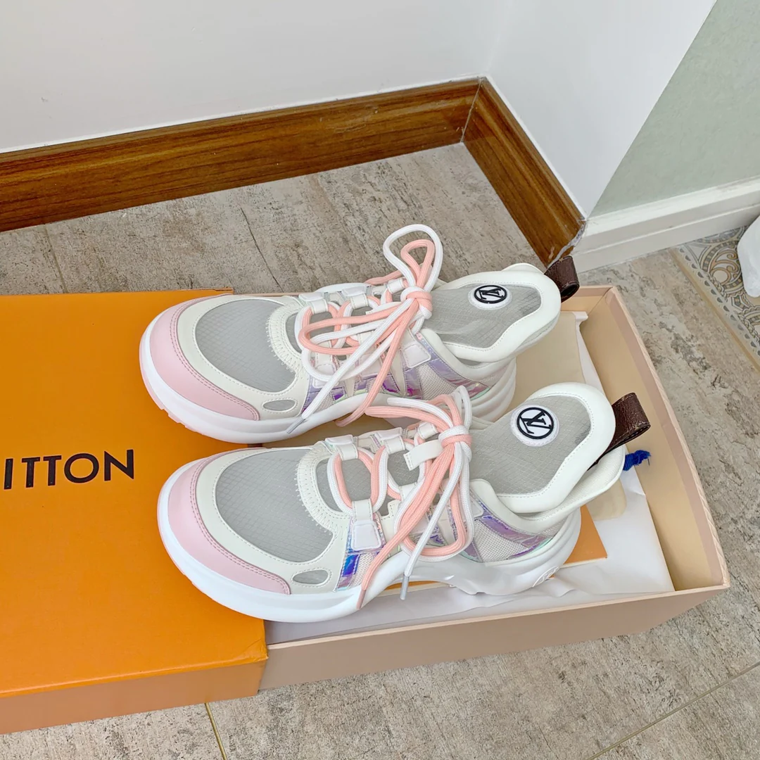 Серия LV-Archlight - Новые кроссовки для папы - 2