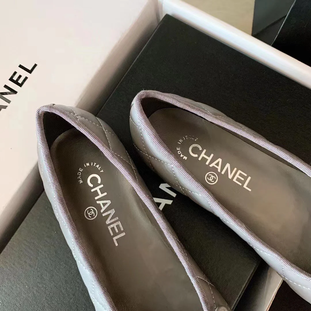 Классические балетки Chanel - серые