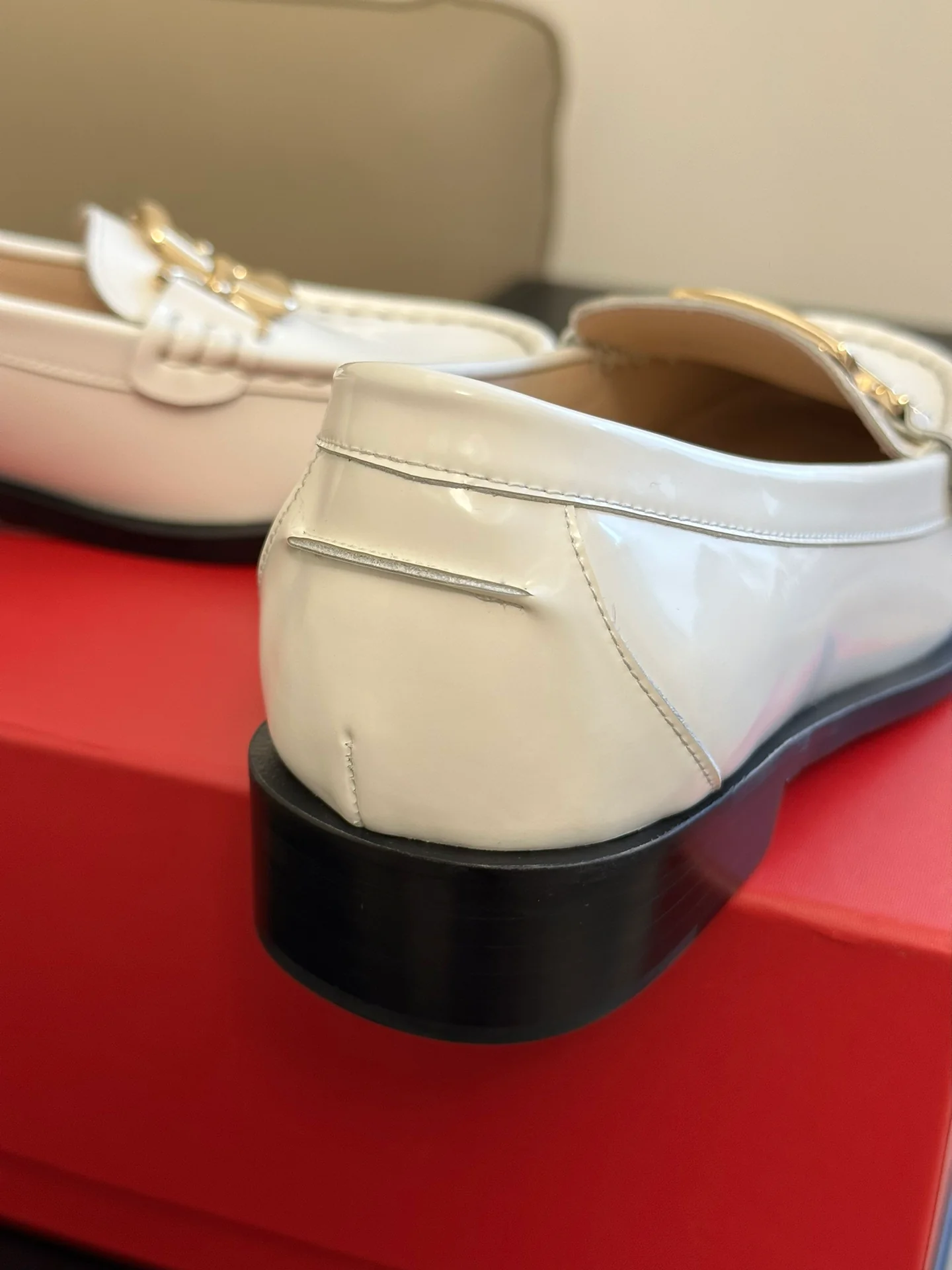 Обувь RV - Новинки осени/зимы 2023 - Лоферы - Балетки - Белое золото