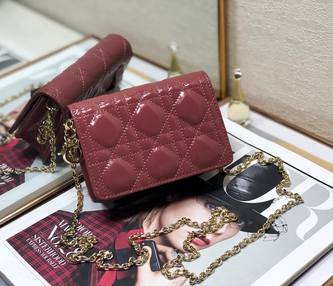 Dior Lady Dior Nano 链条卡包／腰包