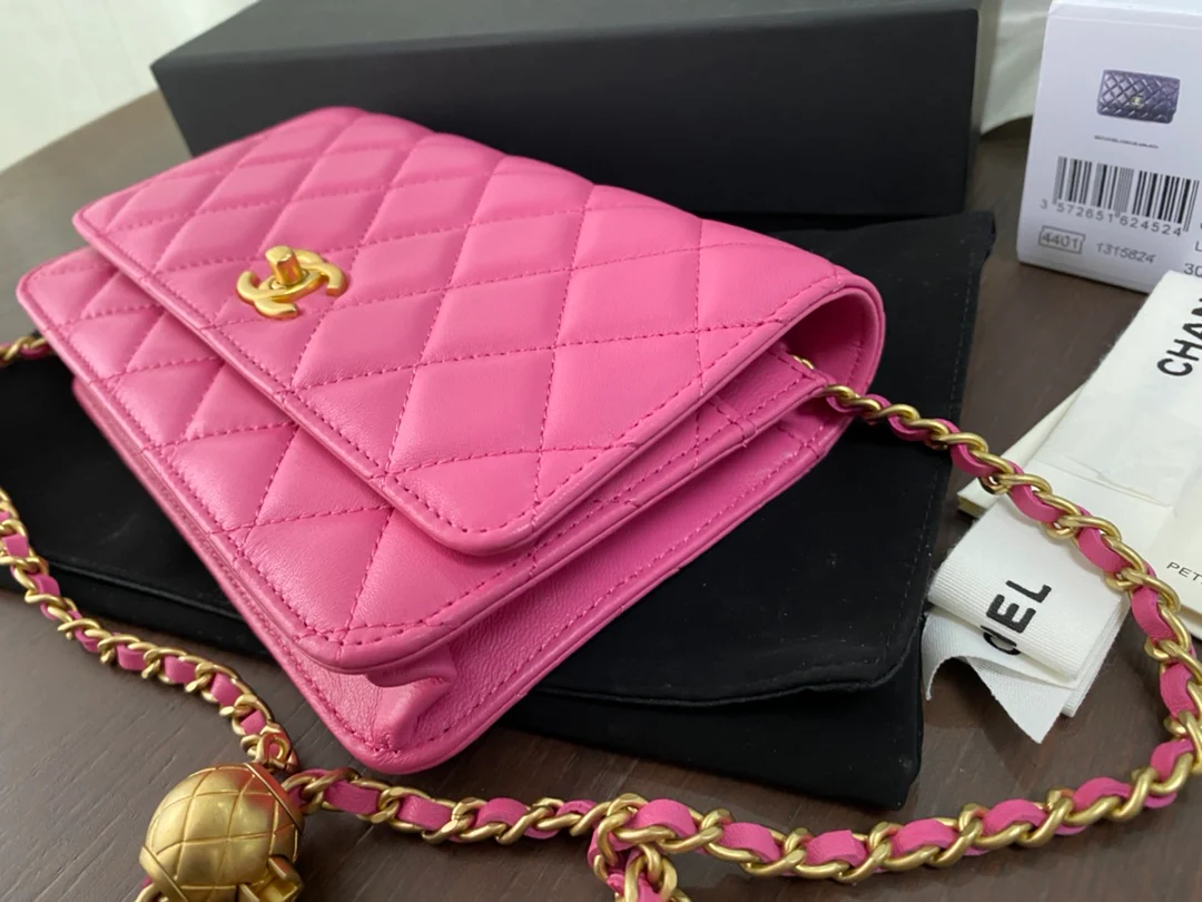 Chanel - Golden Ball WOC - Овечья кожа - 3