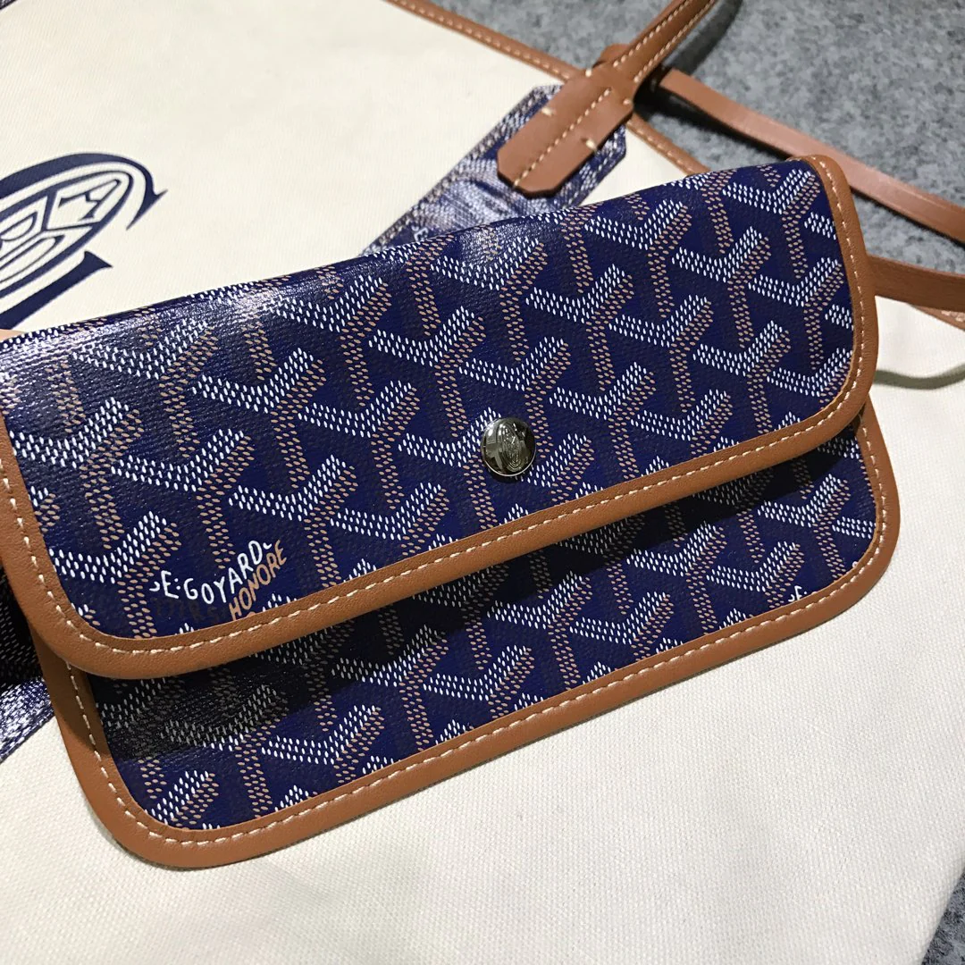 Гойяр-Сен-Луи-Пертюи-синий