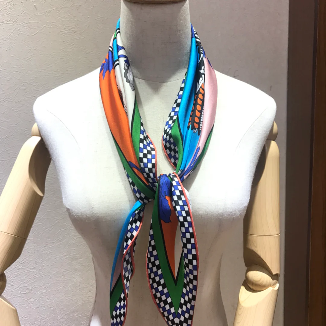 Hermes - Новейший шарф Garden Diamond - 100% - Твиловый шелк - 43 - 115 см - 4