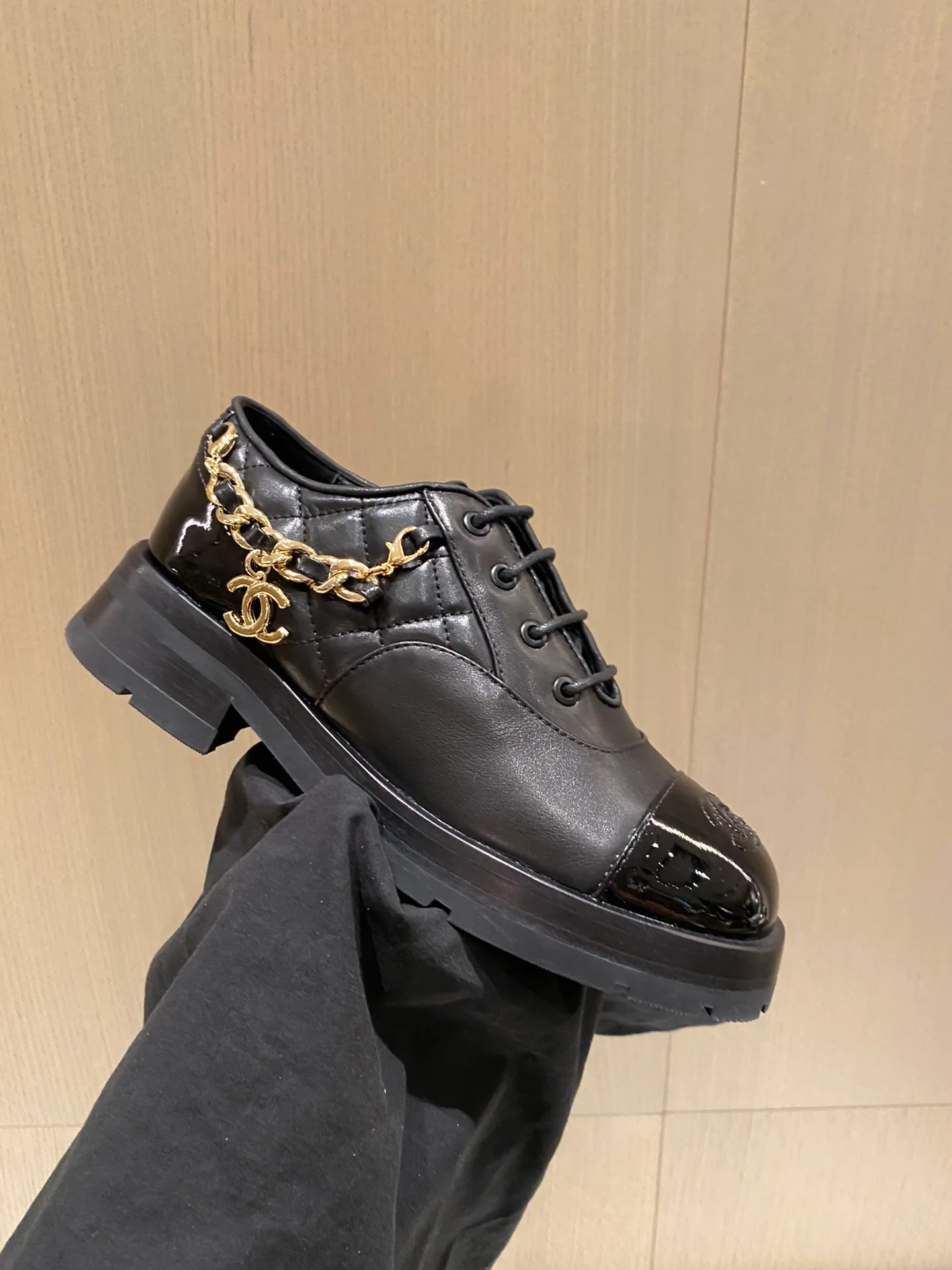 Chanel - Туфли-афро из натуральной кожи - Полностью черные