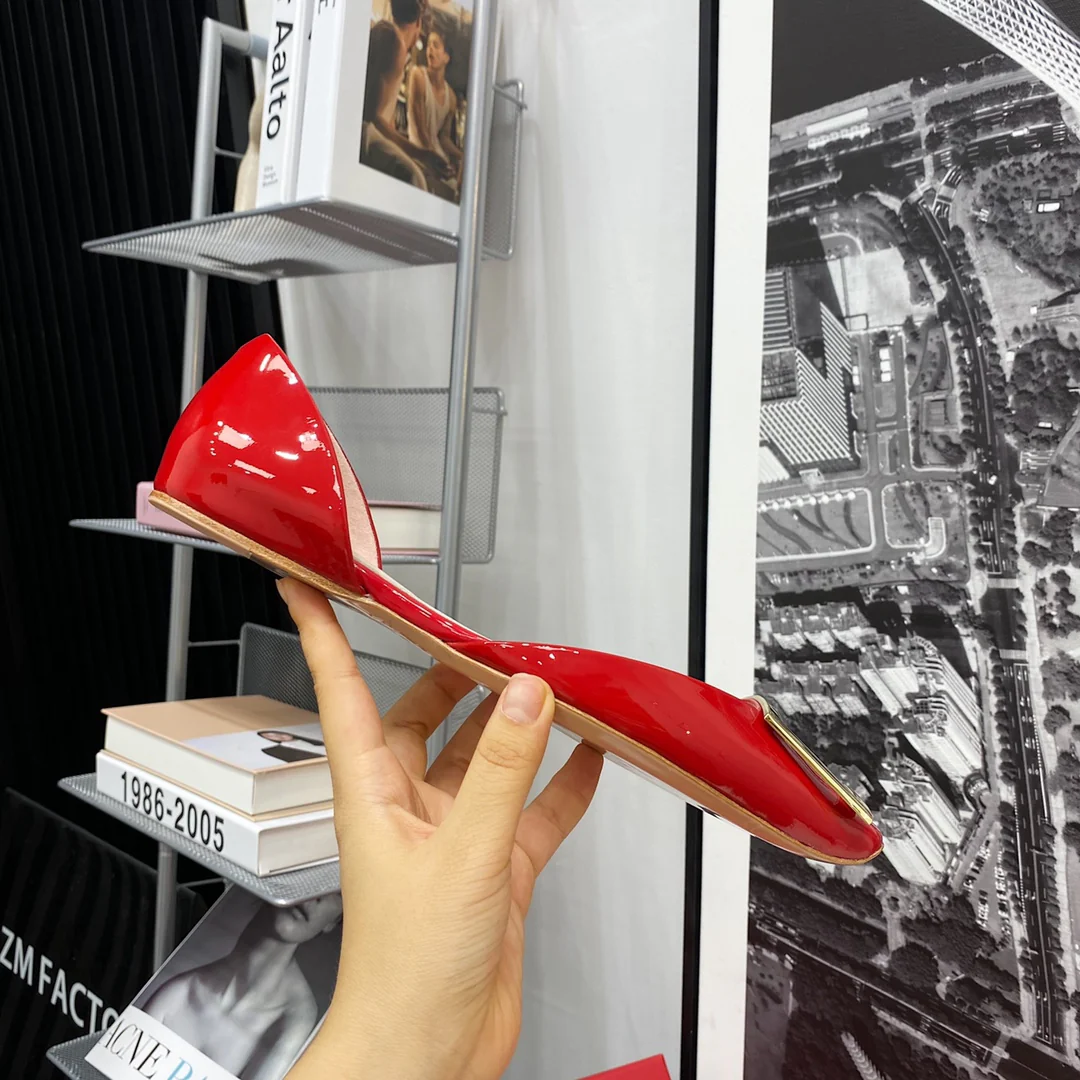 RV-плоское дно, полая квадратная верхняя часть, красный