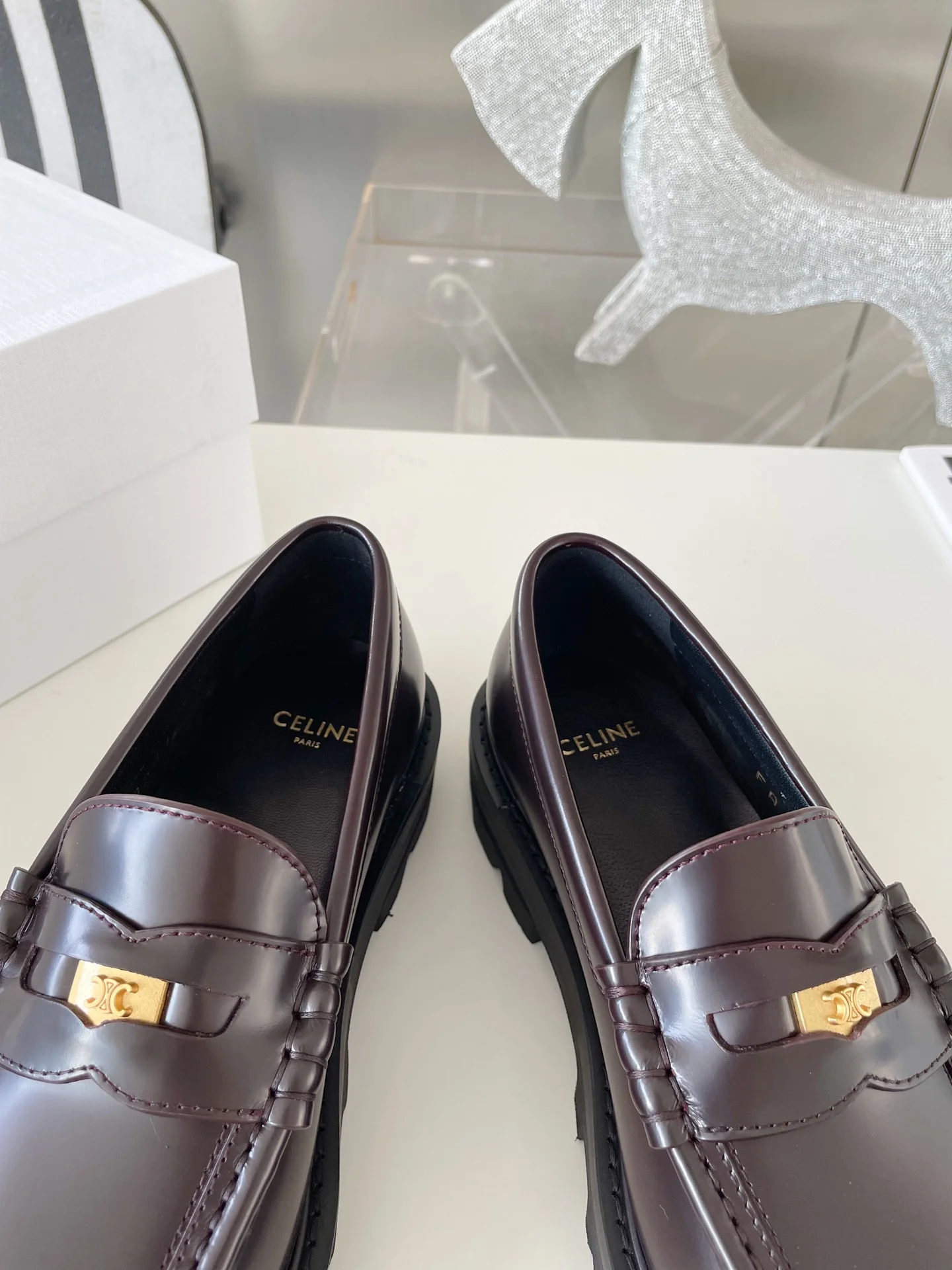 Обувь Celine - Celine - фурнитура, пряжка - кожа - лоферы на плоской подошве