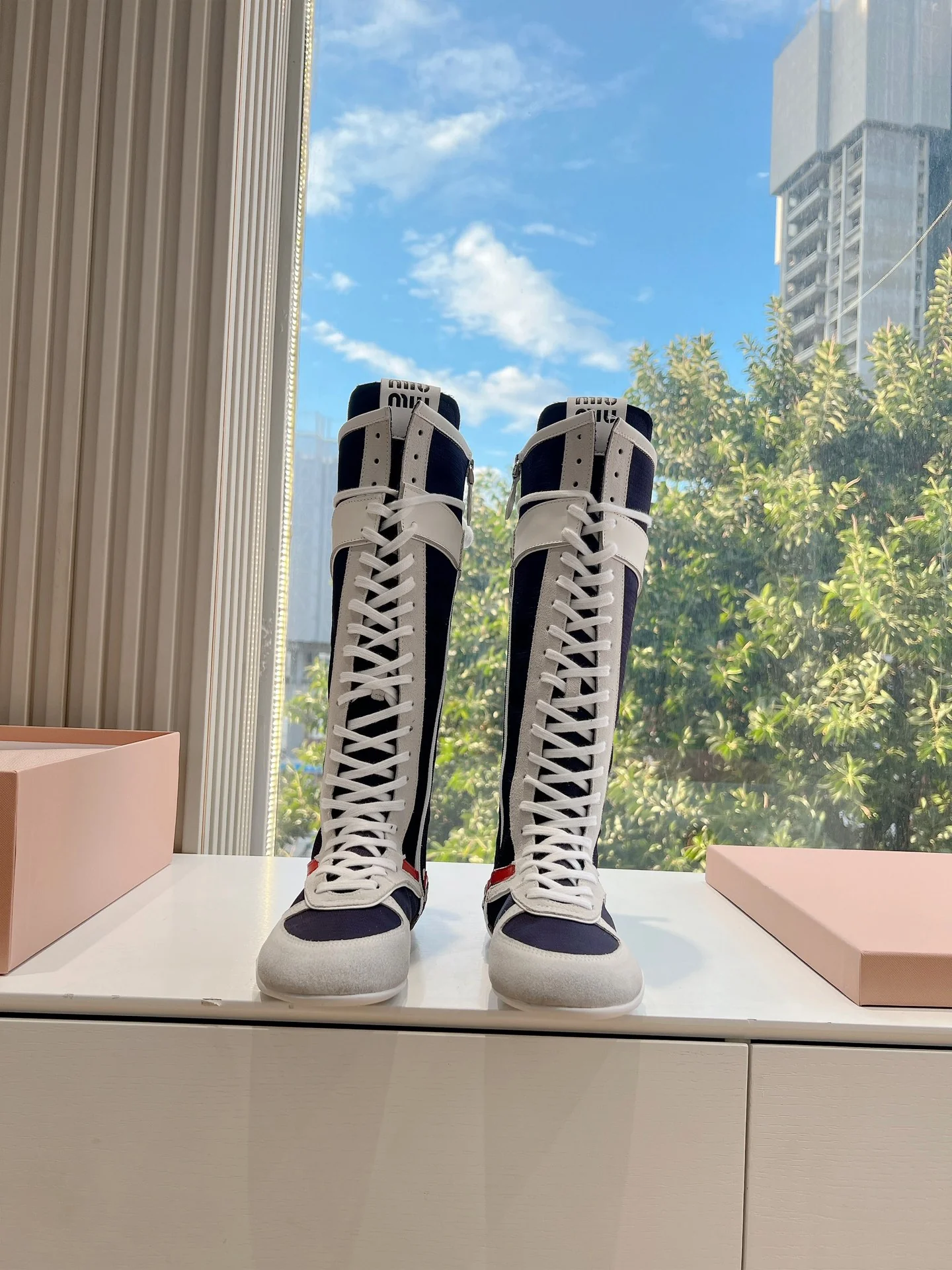 Высокие сапоги для верховой езды Miu Miu 2025 - черные