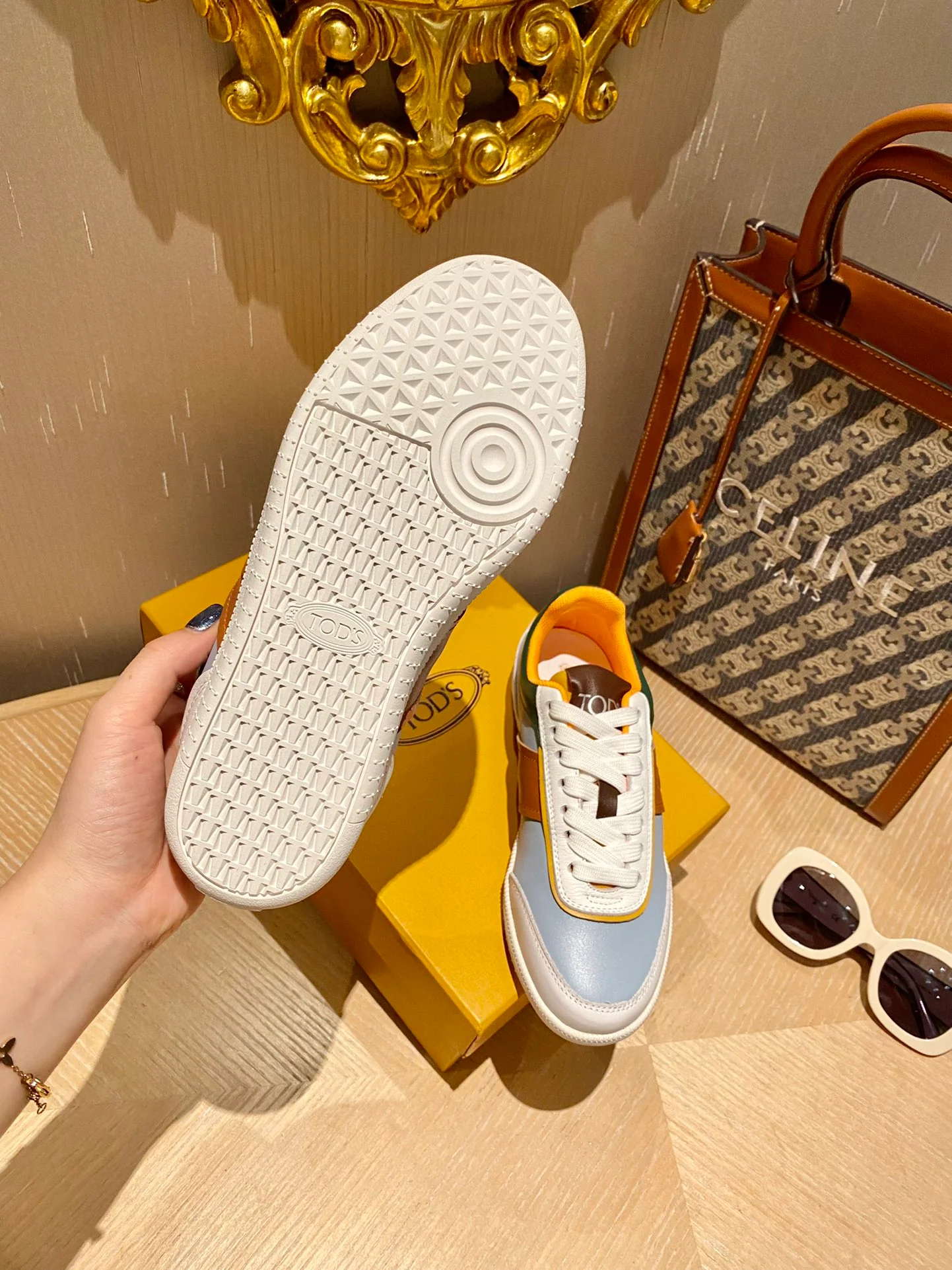 Кроссовки Tods - белые - повседневная обувь