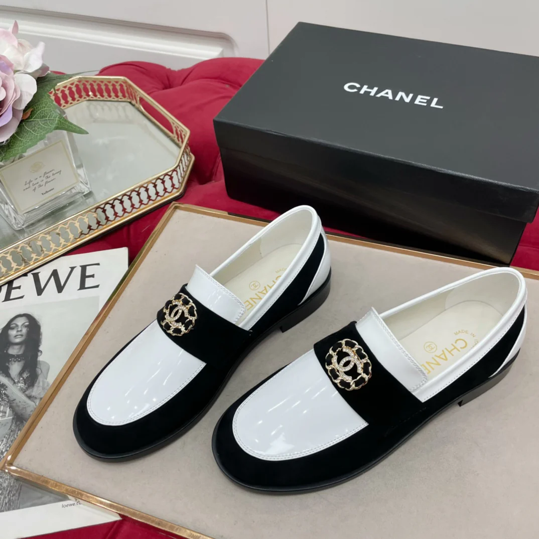 Винтажные лоферы Chanel - белые