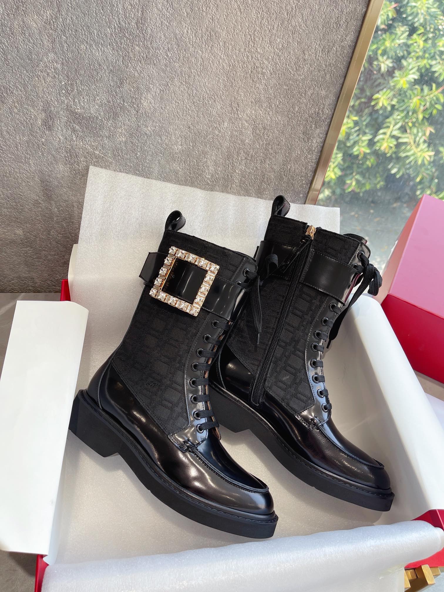 Новинка осенне-зимней коллекции RV-2022 - сапоги до середины икры.